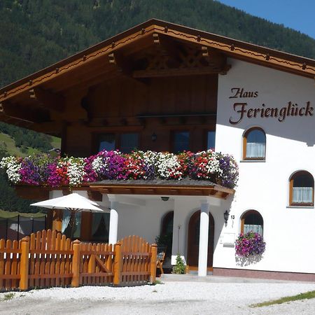 Haus Ferienglueck Apartment Нойщифт им Щубайтал Екстериор снимка
